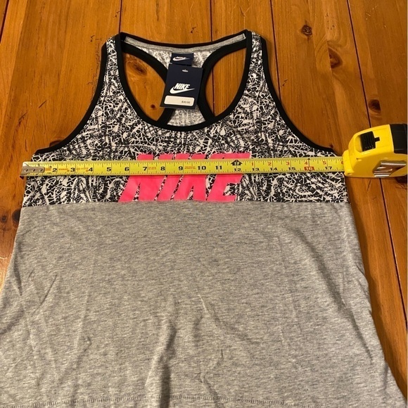 Nike Razor Back Tank Top Women’s Size Medium Black & Neon Pink Sleeveless NWT - Picture 11 of 12